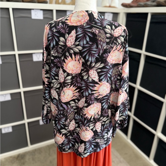 H&M Divided Tropical Floral Botanical Kimono Cardigan - Picture 4 of 10